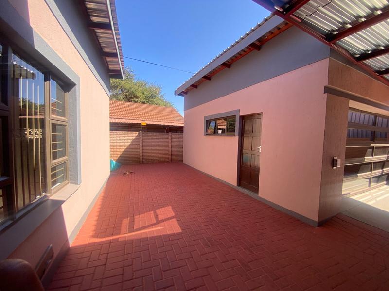 4 Bedroom Property for Sale in Kathu Northern Cape